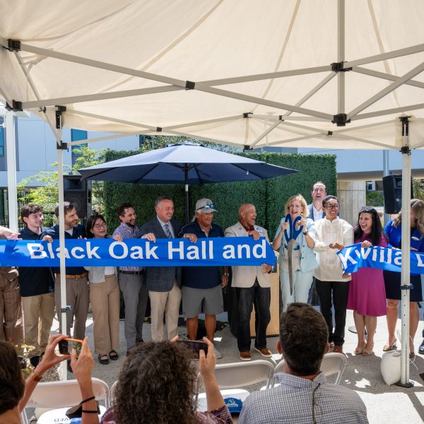 CSUSM housing and dining facility